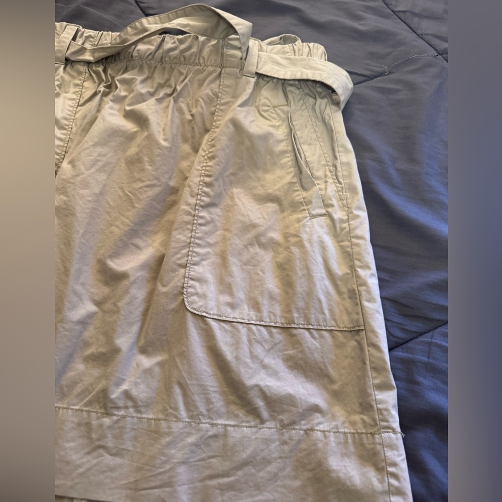 Sorry yes it’s wrinkle but in very good condition